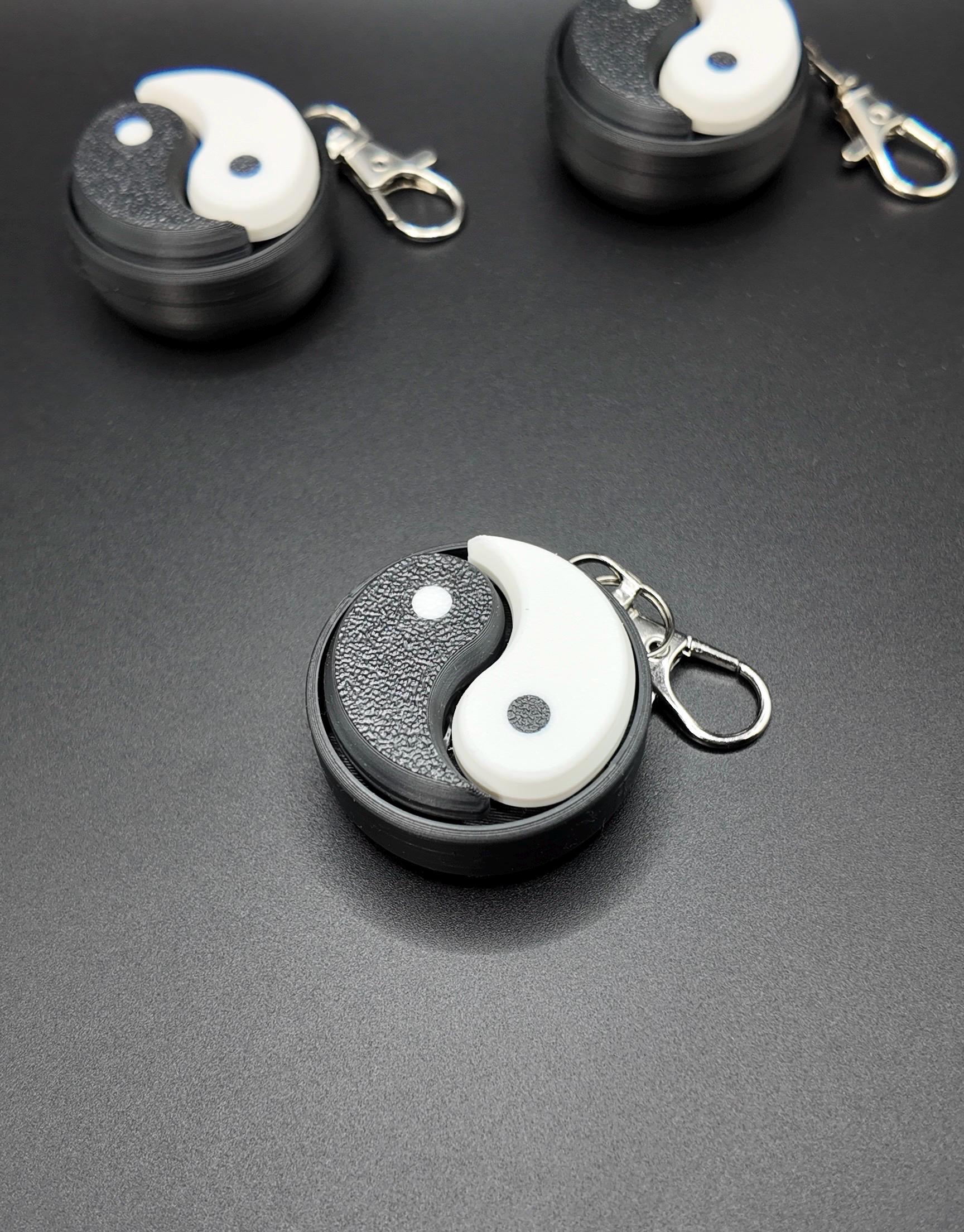 Yin and Yang Clicker Fidgets!